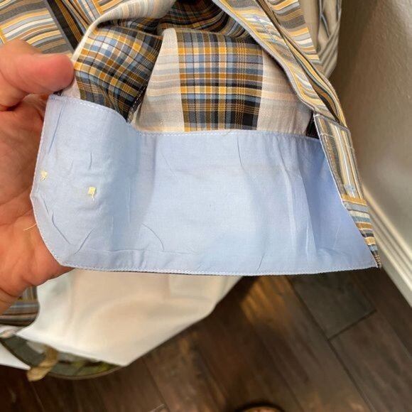 International Laundry Brown Tan Blue Plaid Button Down Size Large - Picture 9 of 9